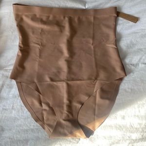 Skims body high waist Shapewear